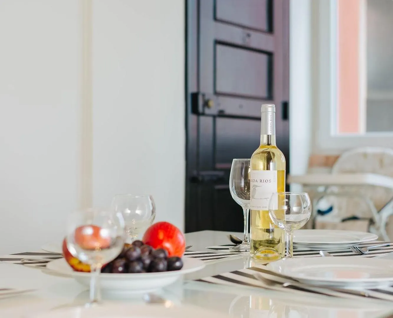Rent4Rest Lisbon Family & Friends Apartment In Roma Avenue