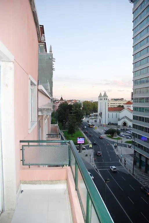 Rent4Rest Lisbon Family & Friends Apartment In Roma Avenue Portugal