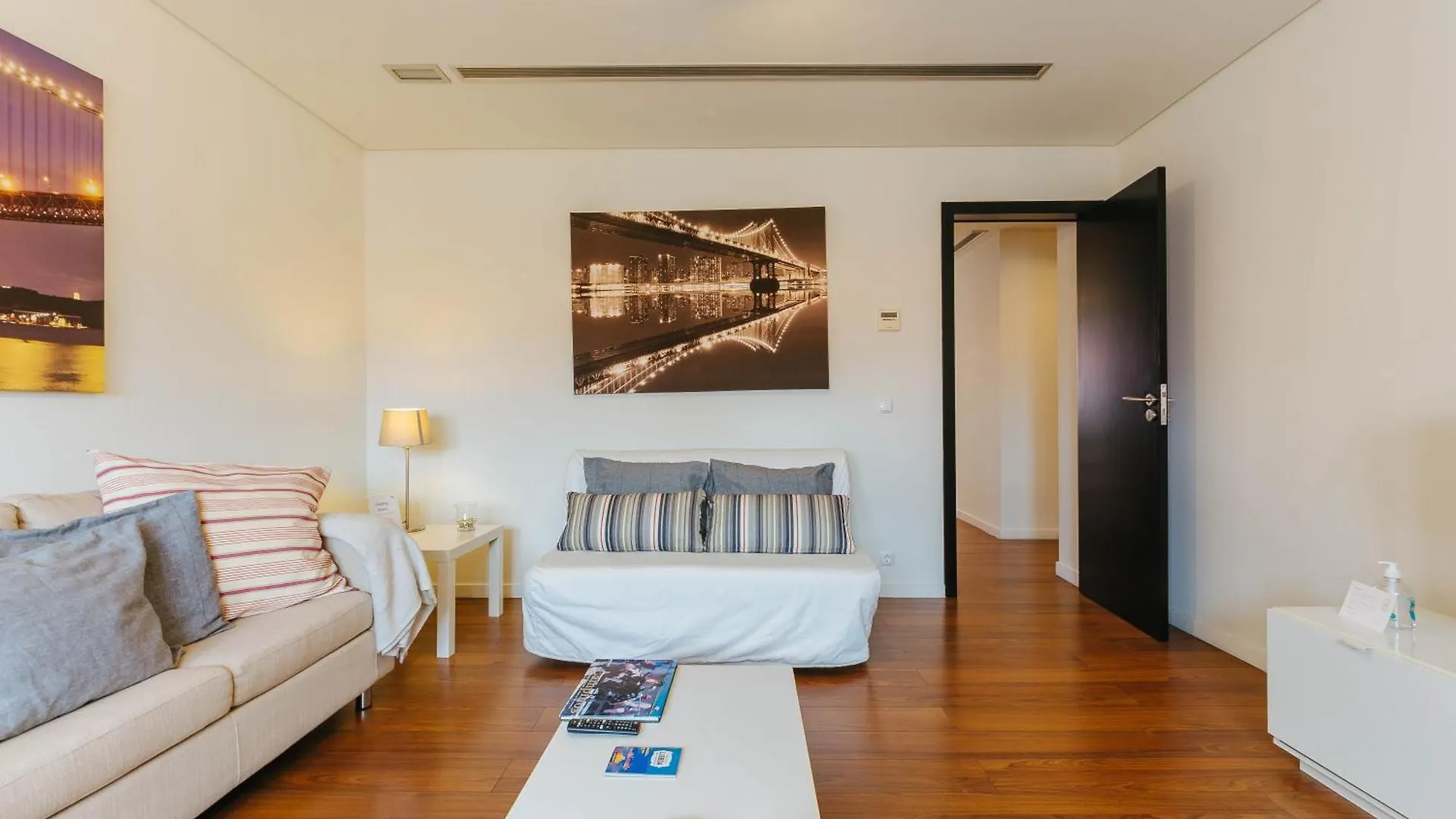 Rent4Rest Lisbon Family & Friends Apartment In Roma Avenue