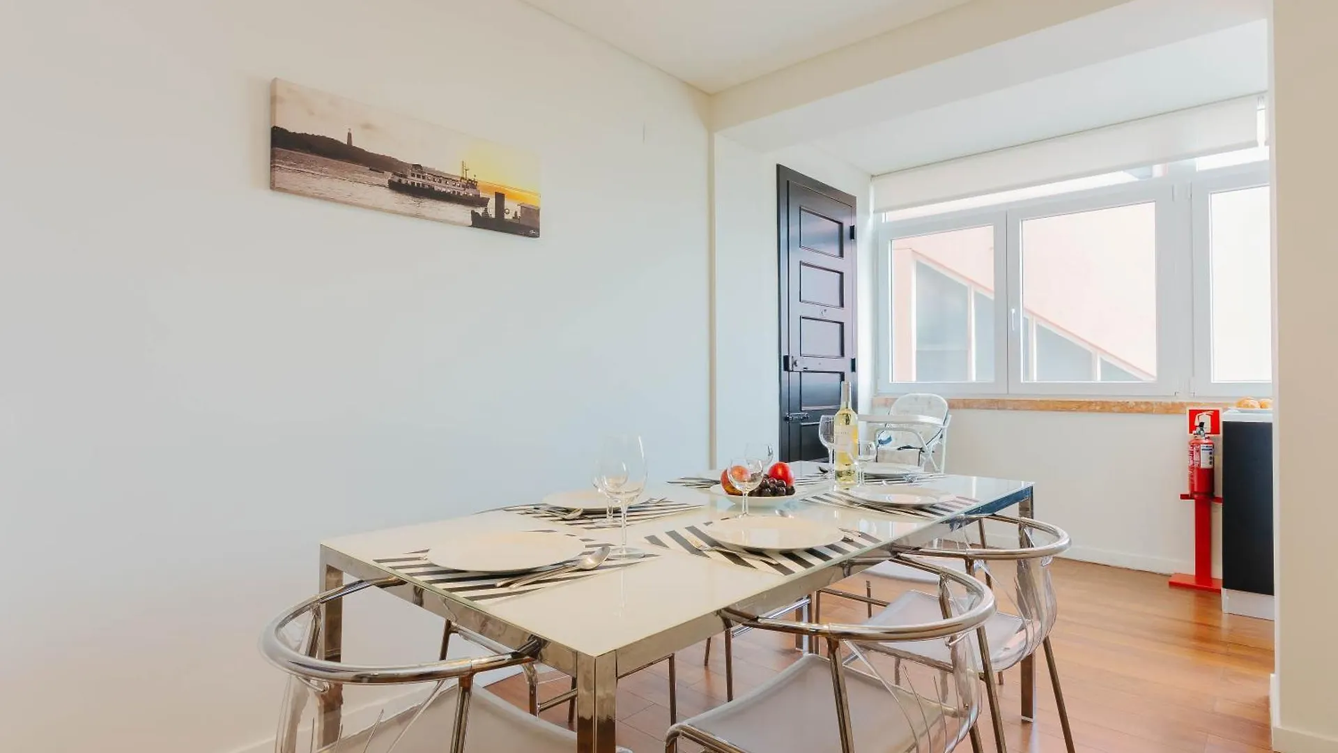Rent4Rest Lisbon Family & Friends Apartment In Roma Avenue