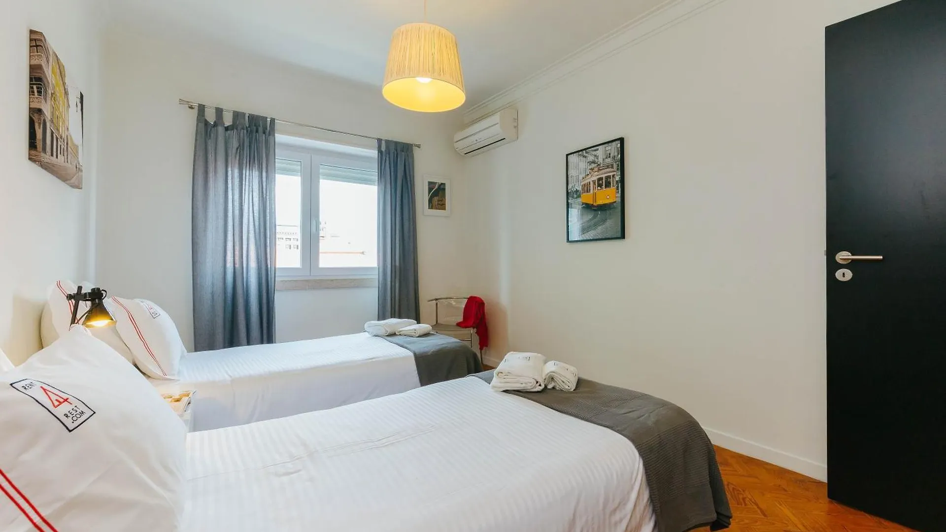 Rent4Rest Lisbon Family & Friends Apartment In Roma Avenue