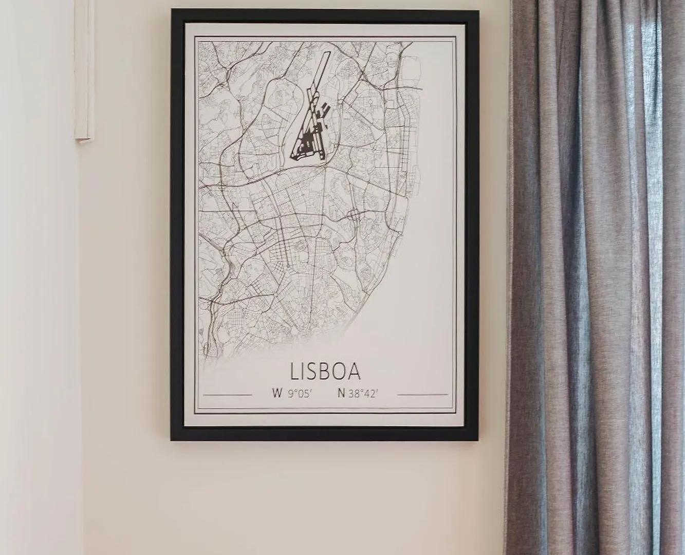 Rent4Rest Lisbon Family & Friends Apartment In Roma Avenue Portugal